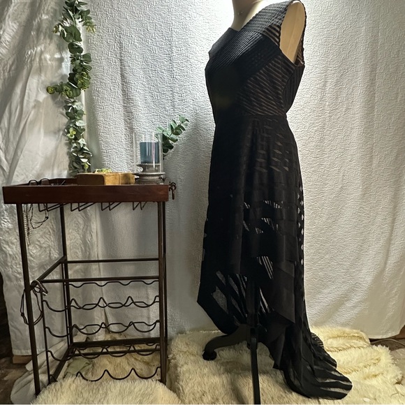 BCBG Max Azria Keanna Dress Black Lace  Hi Lo Sz 6 - Picture 1 of 15
